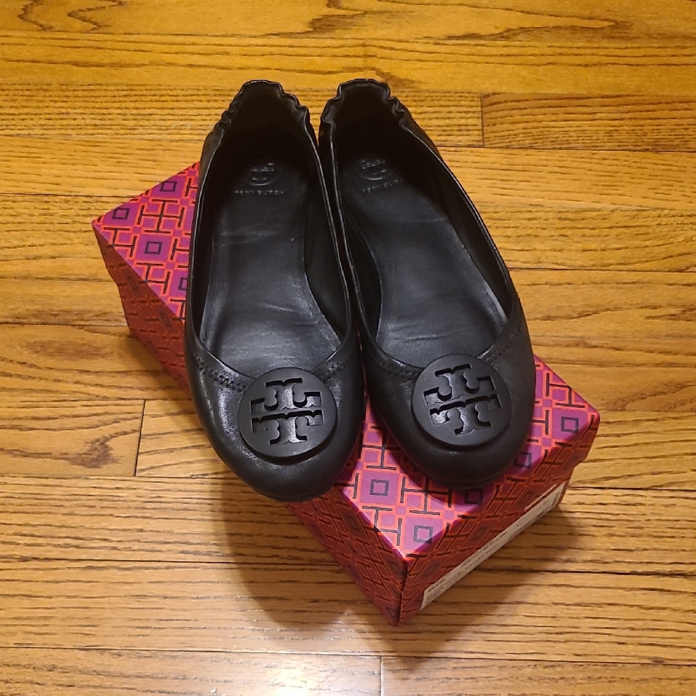 Tory Burch Black Leather Flats